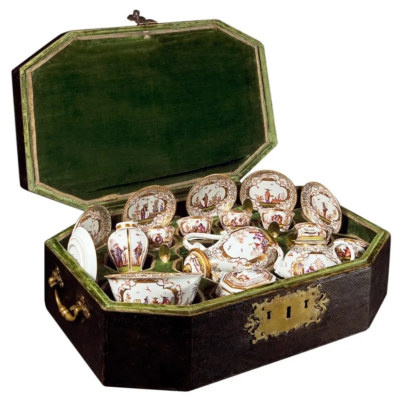 Meissen travellng Tea Set 1723