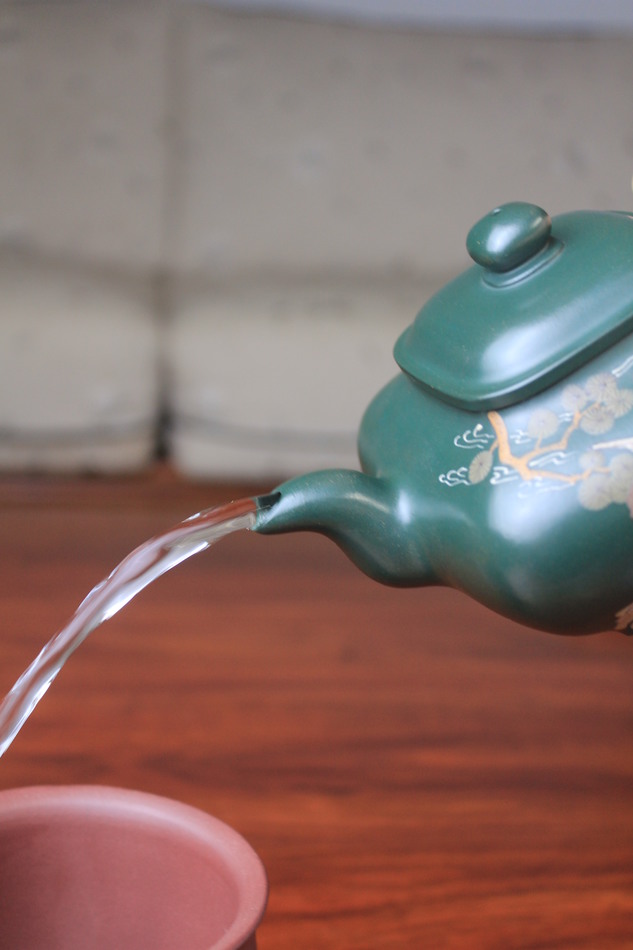 artistic teapot 18.JPG