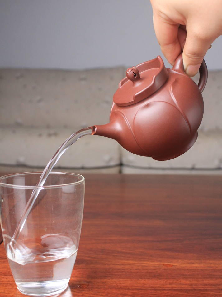 yi_shing_teapot_1201.JPG